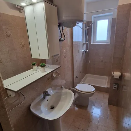 アパート Kraljic